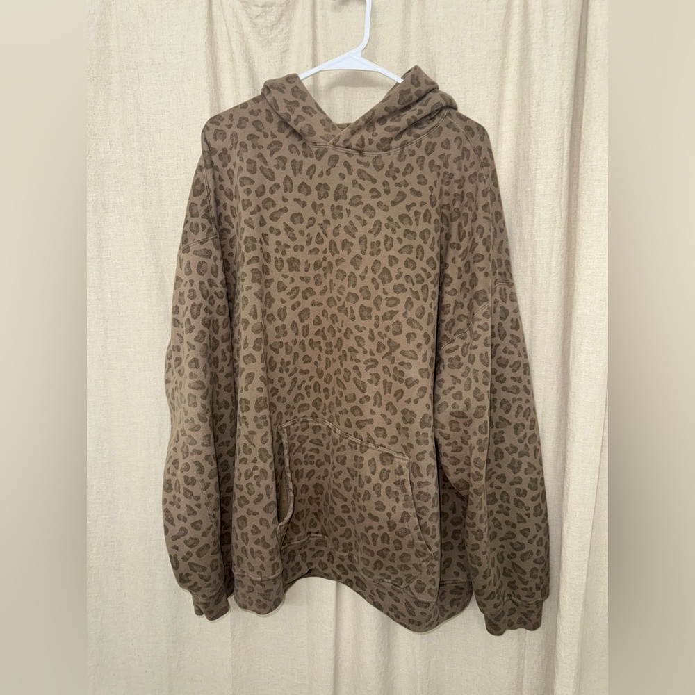 Abercrombie and Fitch Cheetah Essentials Hoodie XL TALL